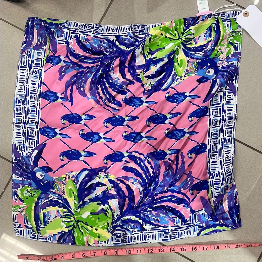 Lilly pulitzer scarf 100% silk